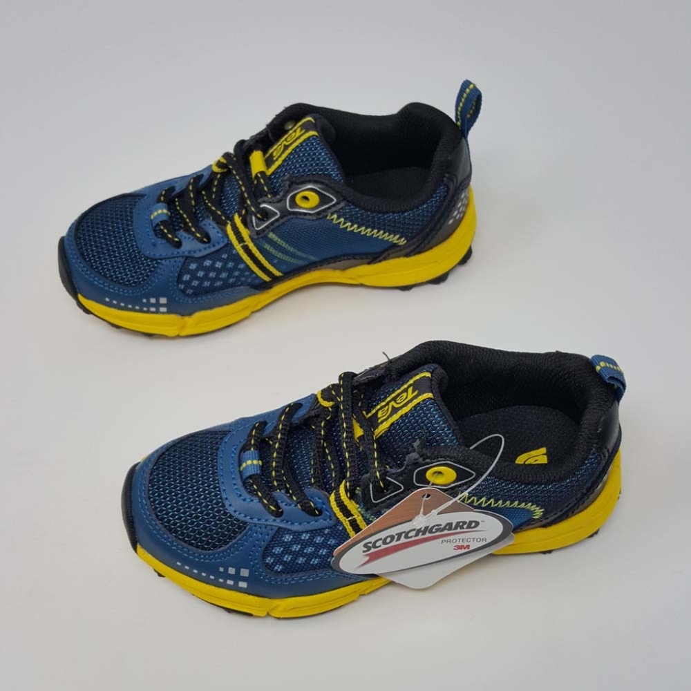 Teva Escapade Low Athletic Trail Shoe (Little Kid/